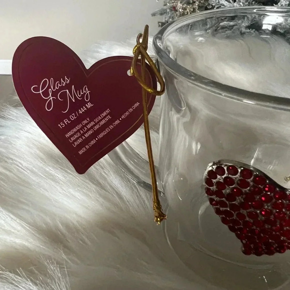 Elegant Rhinestone Heart Glass Mugs – Set of 2 (15 oz) Bundle of 2 - Picture 5 of 6